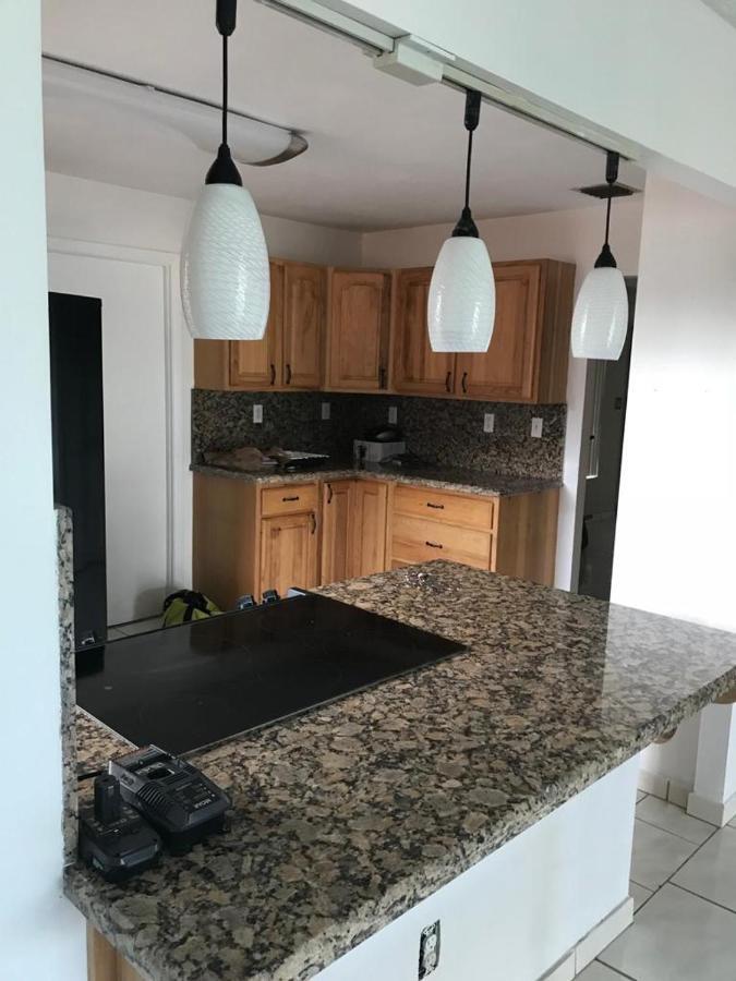 82-10Sw 135Av Villa Miami Exteriör bild