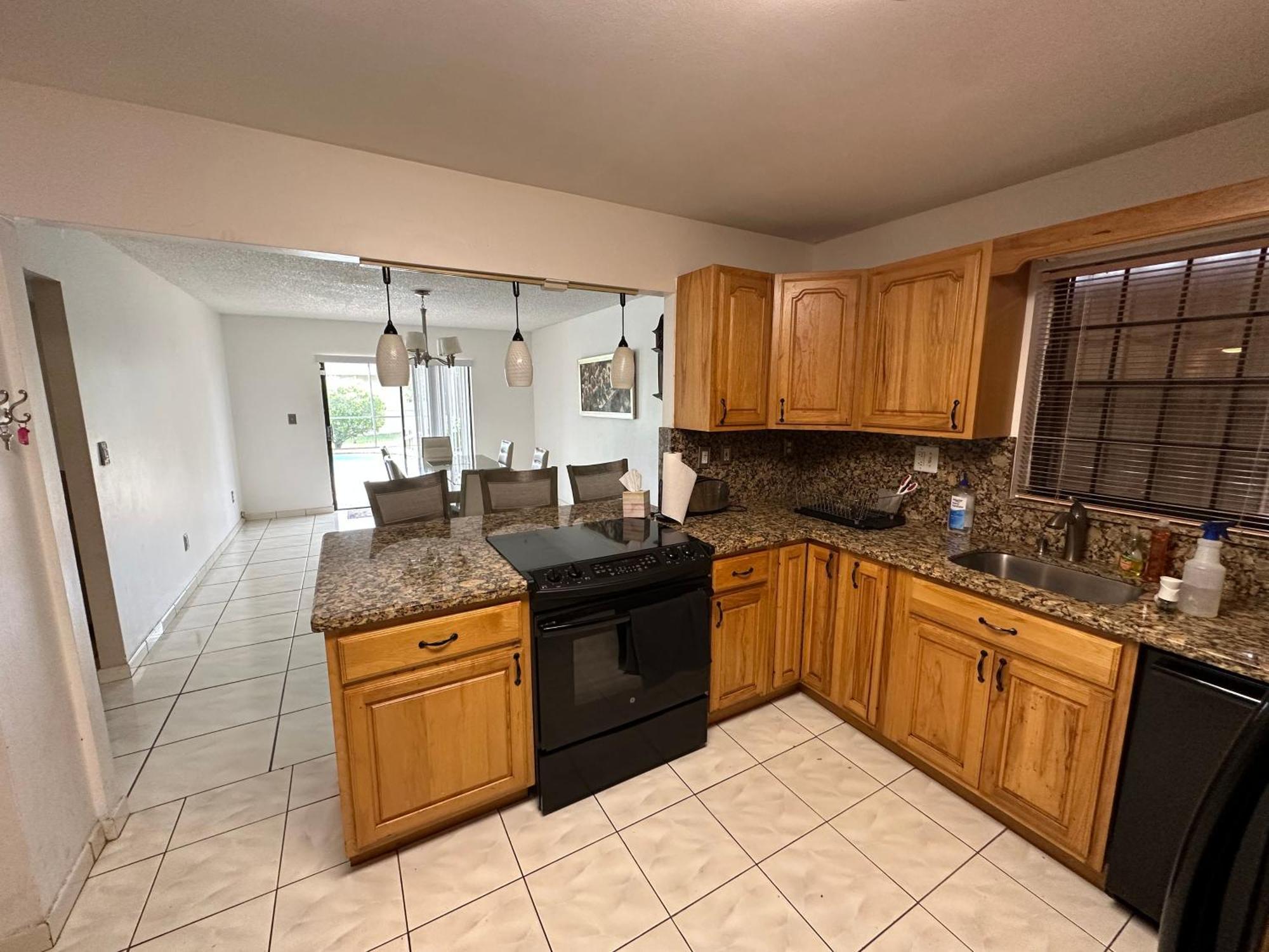82-10Sw 135Av Villa Miami Exteriör bild
